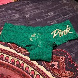 Extra low rise cheekster